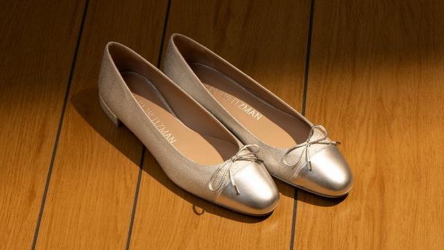 Almond flats hot sale