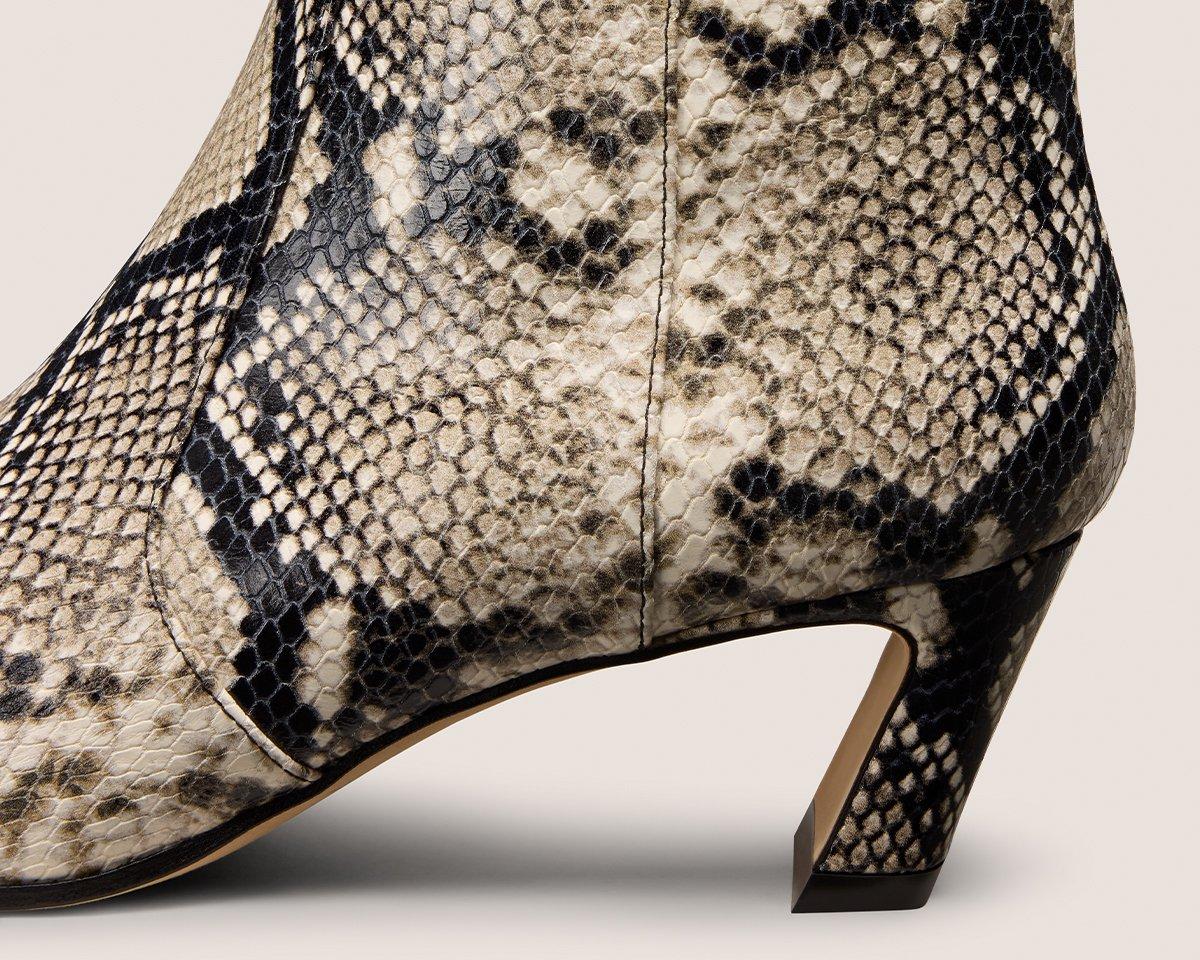 Stuart Weitzman - SW Official Site