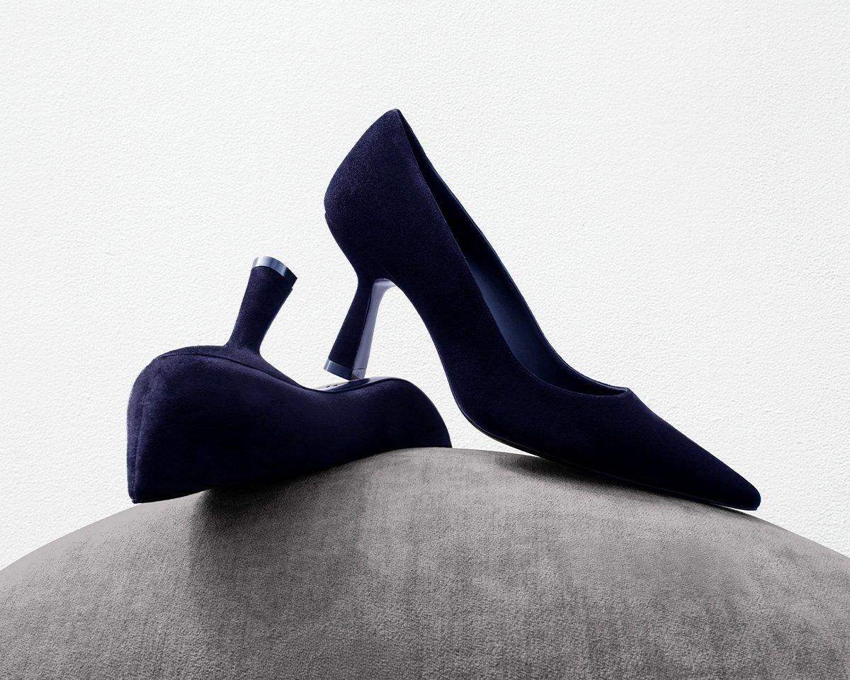 STUART WEITZMAN ヌティストソンクサンタル S2233SUE AJM STUART WEITZMAN NudistSong patent-leather sandals | NET-A-PORTER